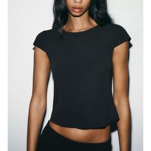 NWT ZARA INTERLOCK SHORT SLEEVE T-SHIRT